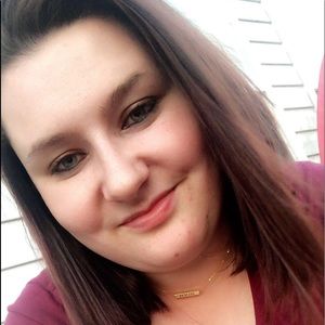 Meet your Posher, Mandy